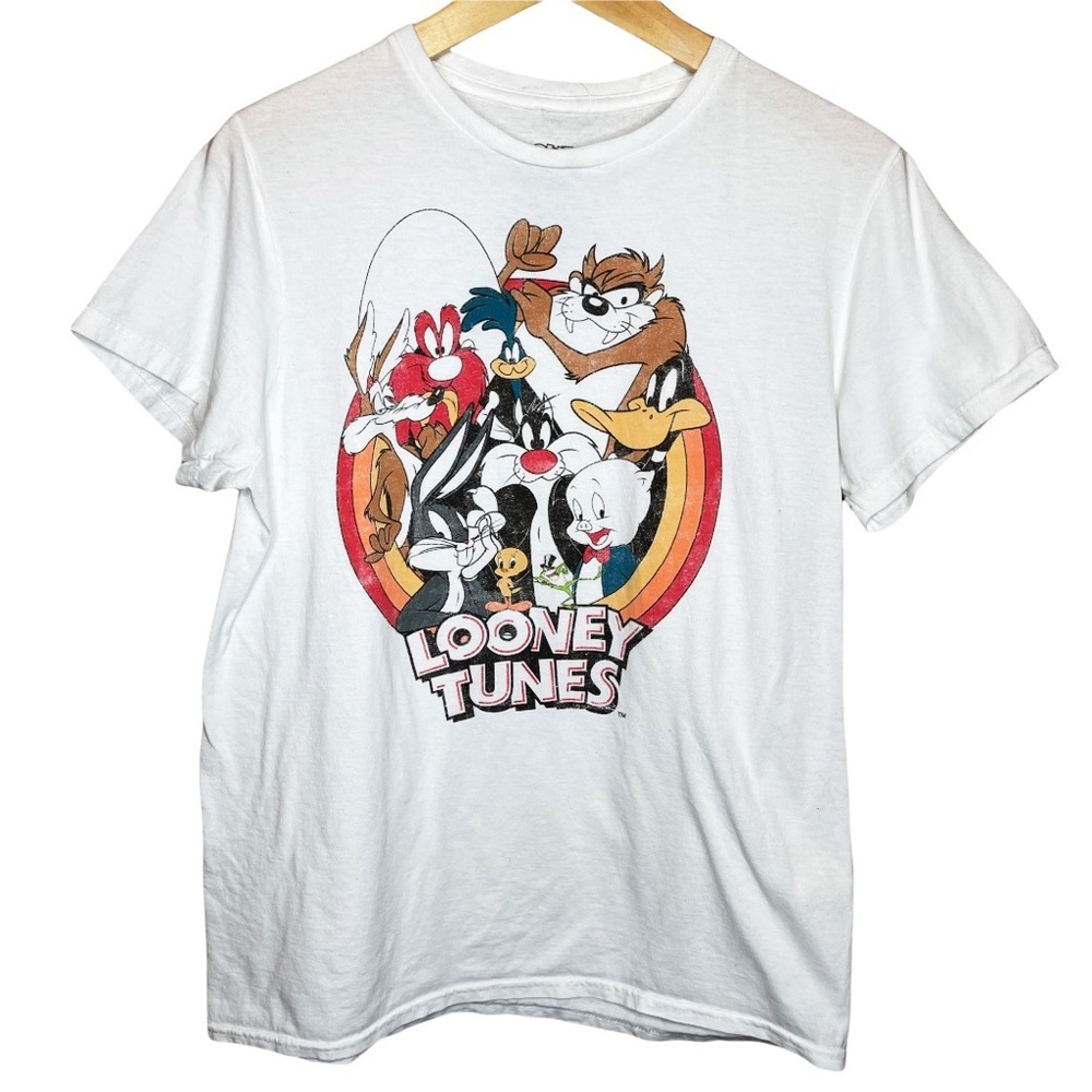 Looney Tunes Graphic Short Sleeve T-Shirt Size Medium